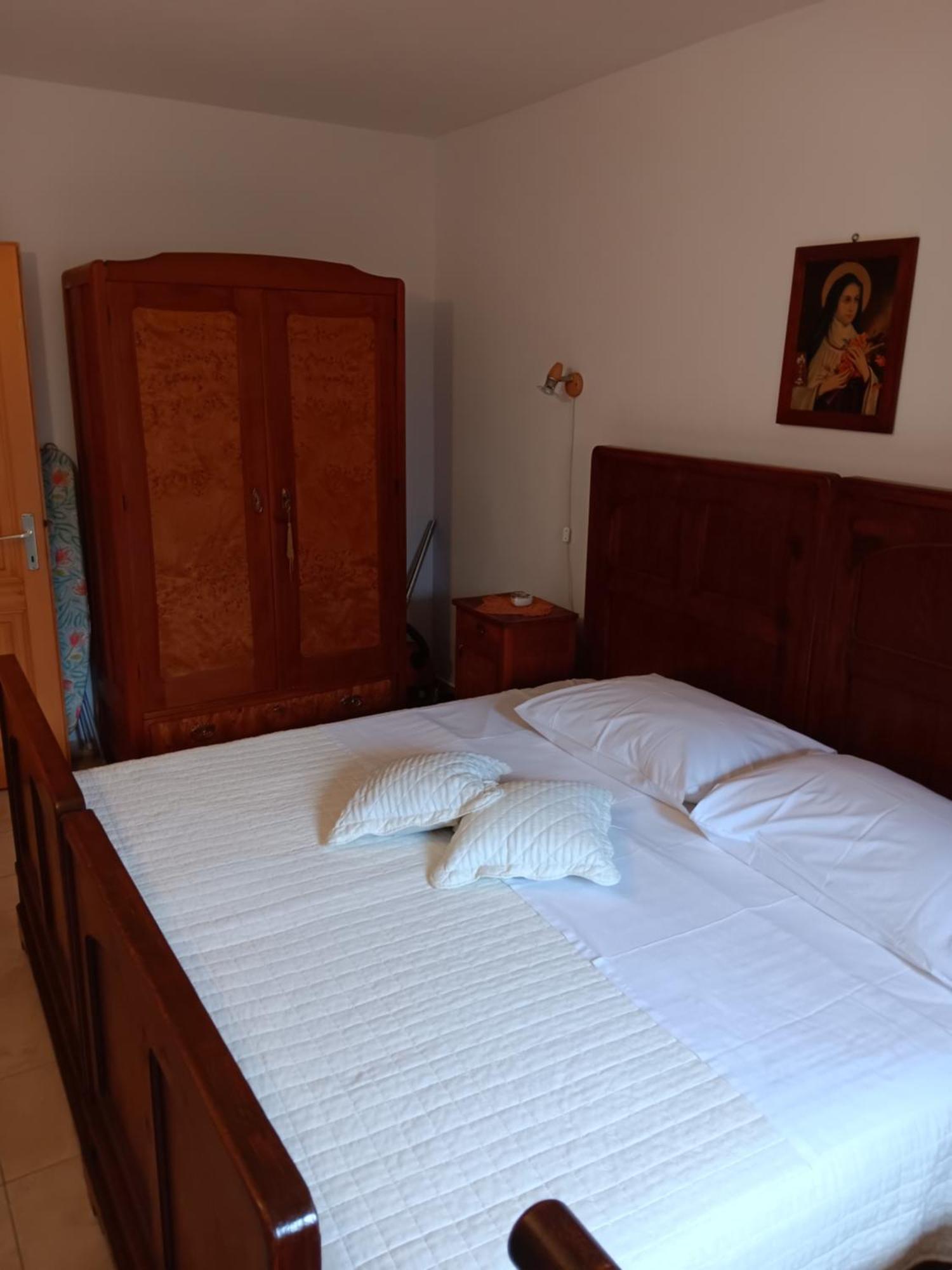 Guest House Lucijo Vrboska Quarto foto