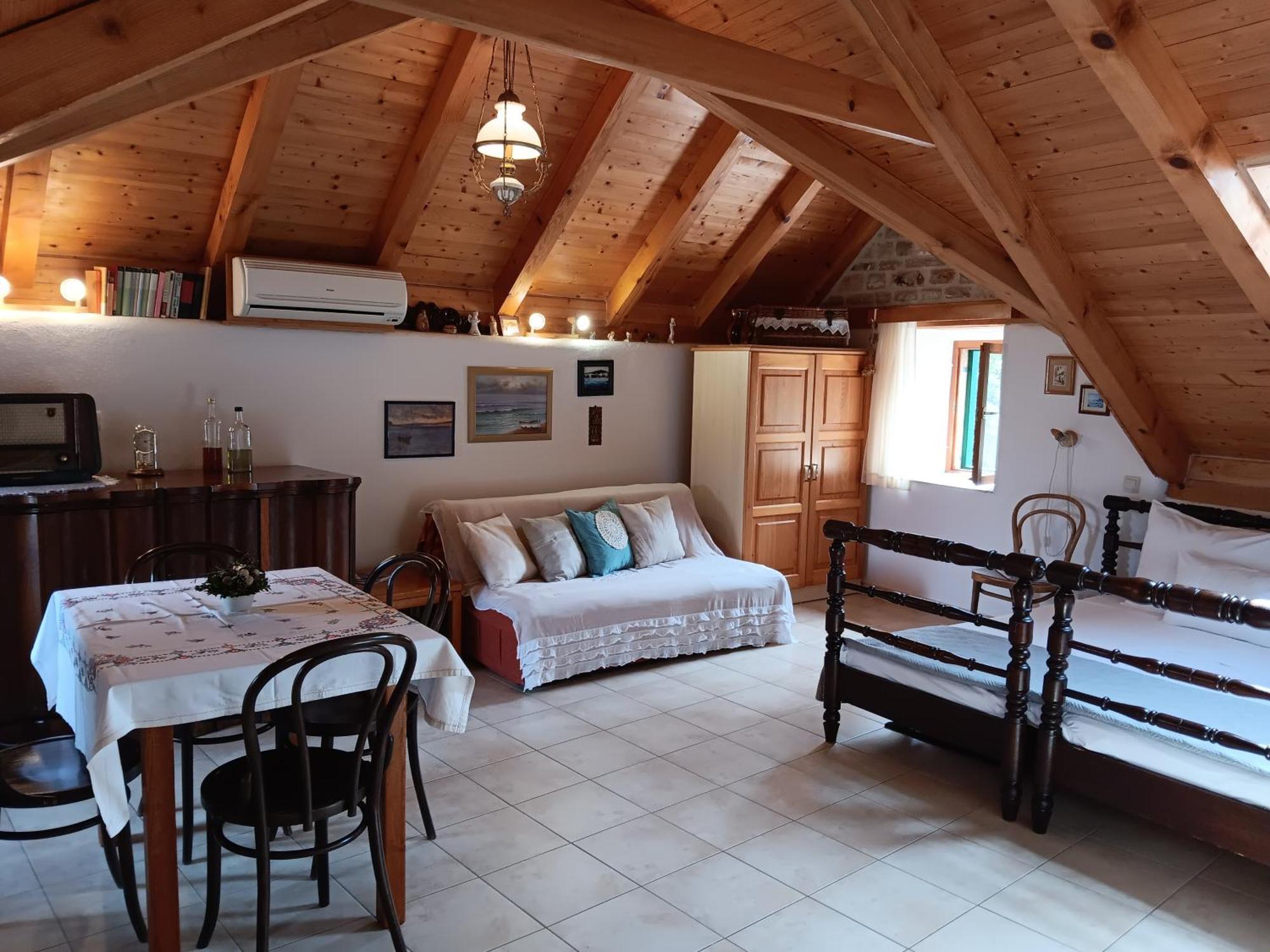 Guest House Lucijo Vrboska Quarto foto