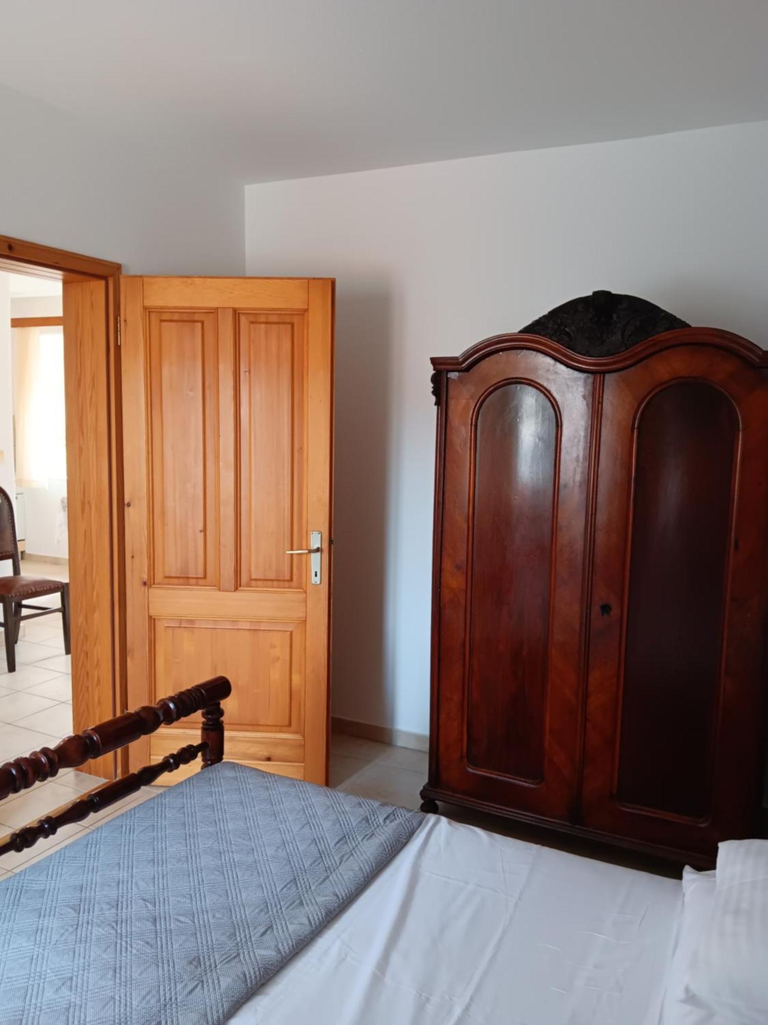 Guest House Lucijo Vrboska Quarto foto